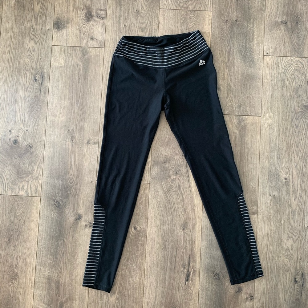 Black leggings